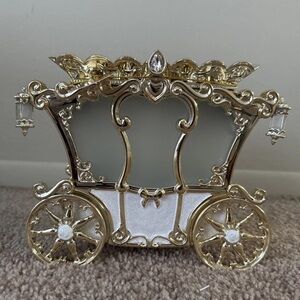 Bath & Body Works DISNEY PRINCESS Light-Up Carriage Pedestal Candle Holder